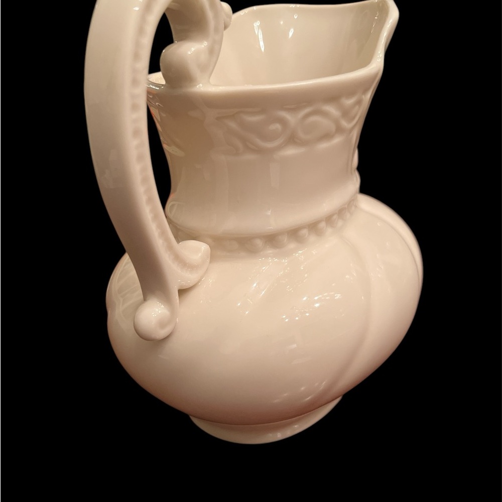 Lenox Creamer - Colonial Collection - Picture 4 of 5